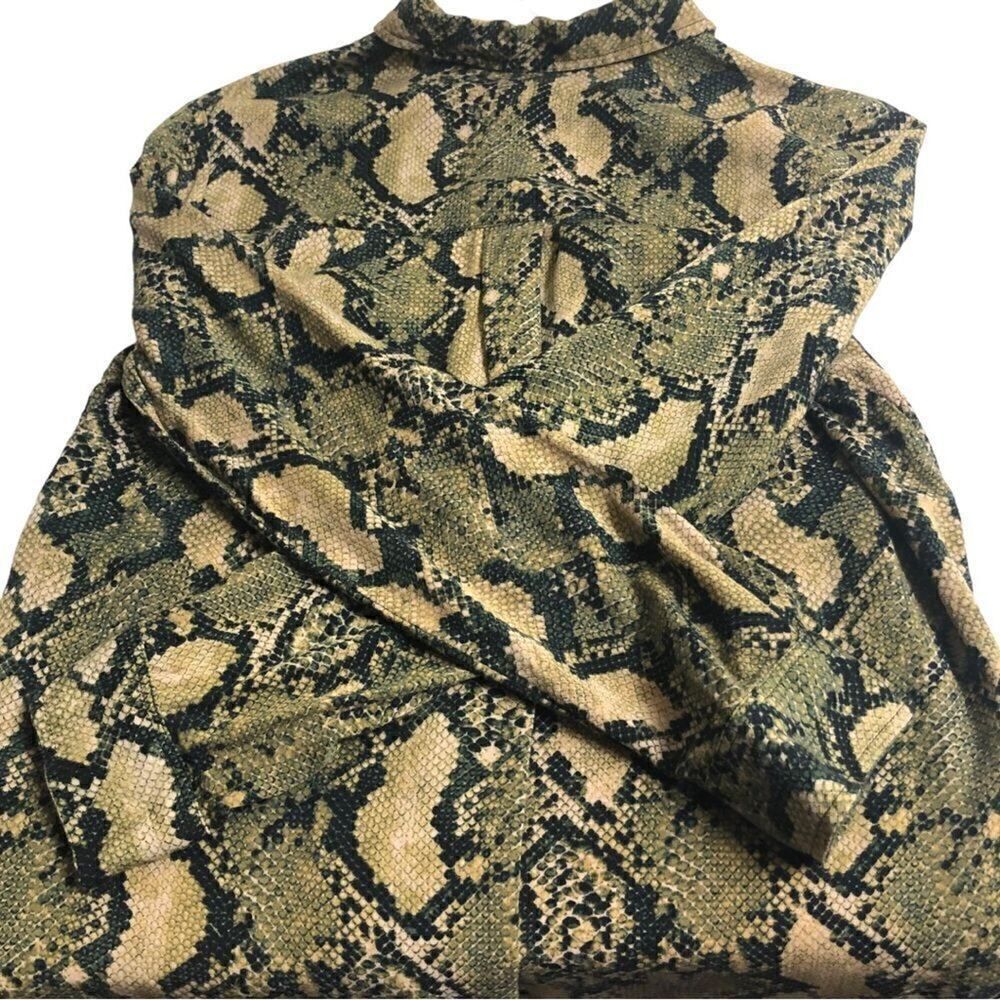 H&M Snakeskin Print Button Downtop - image 6